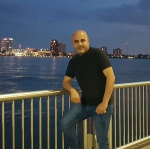 Meet your Posher, Bilad